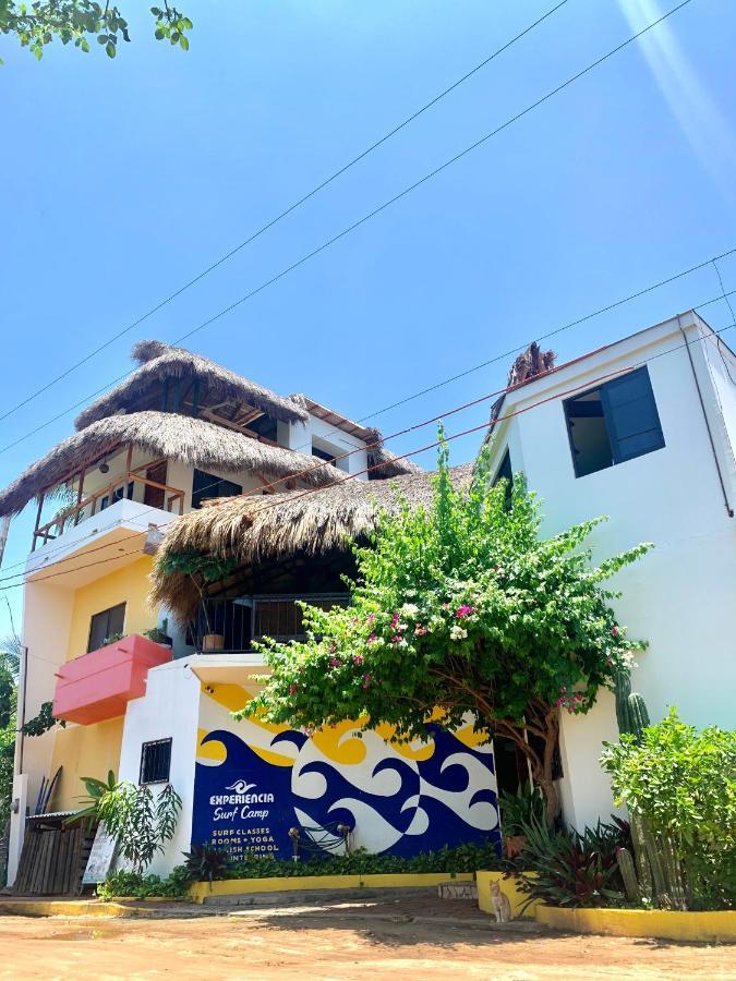 Hostel Experiencia Surf Camp Brisas de Zicatela Zewnętrze zdjęcie
