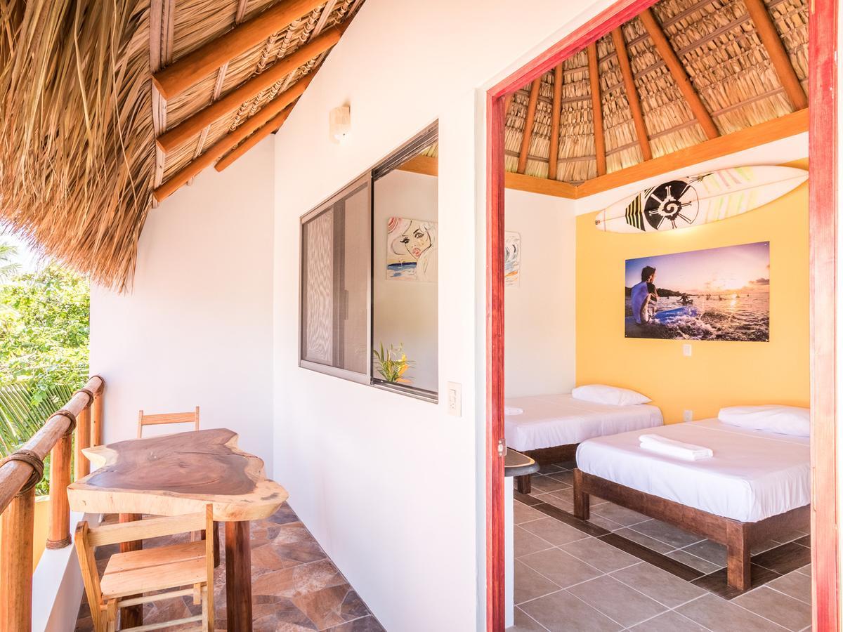 Hostel Experiencia Surf Camp Brisas de Zicatela Zewnętrze zdjęcie