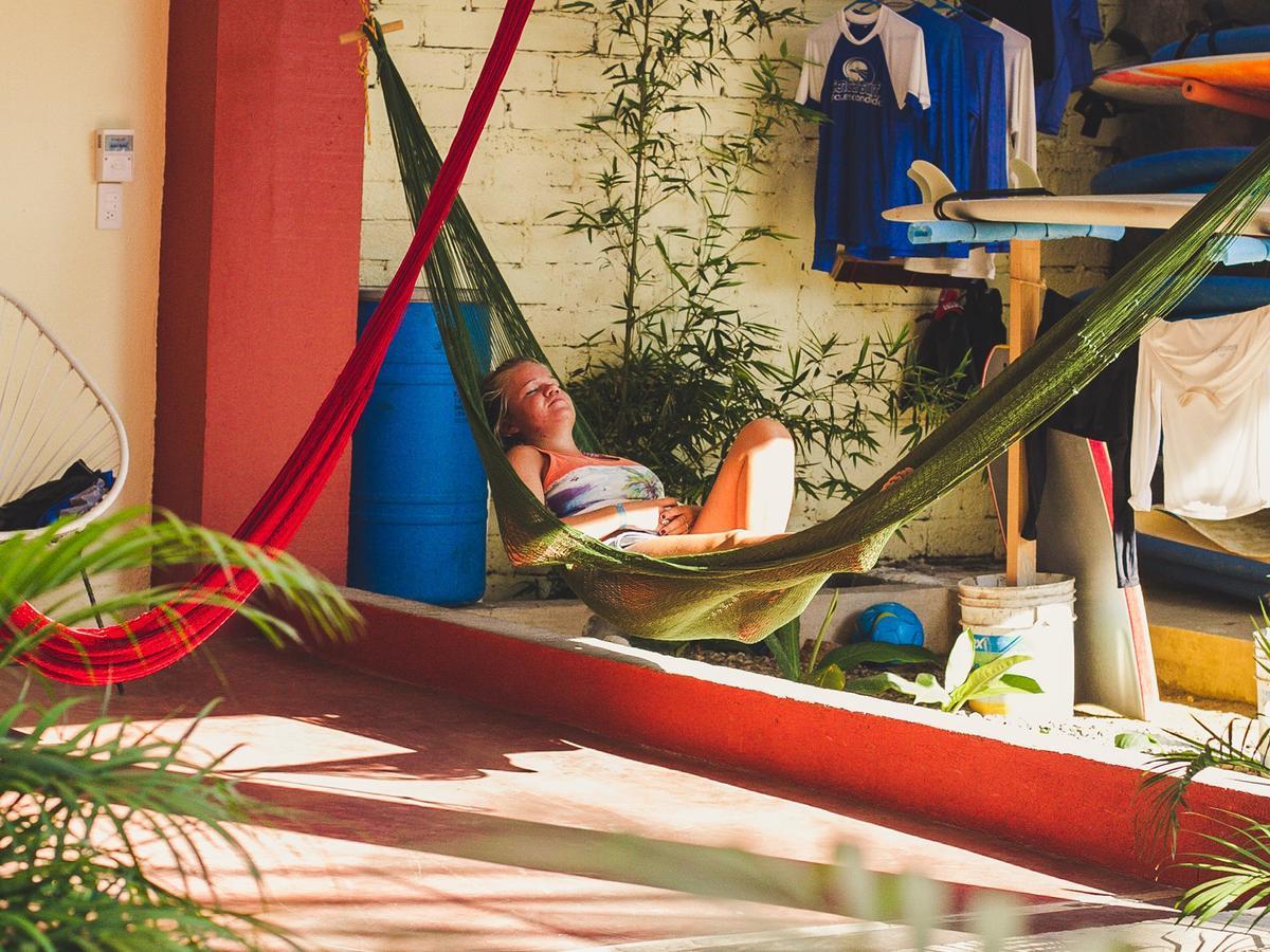 Hostel Experiencia Surf Camp Brisas de Zicatela Zewnętrze zdjęcie