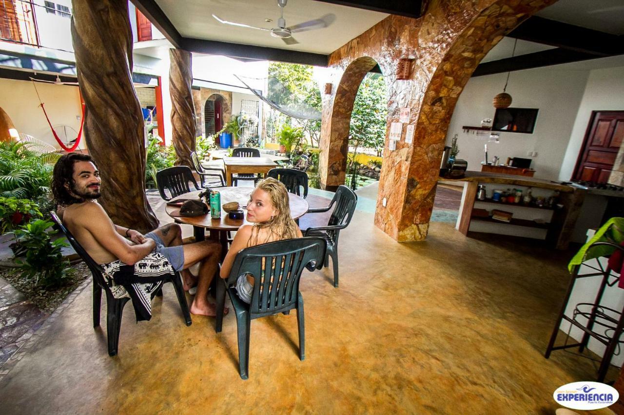 Hostel Experiencia Surf Camp Brisas de Zicatela Zewnętrze zdjęcie
