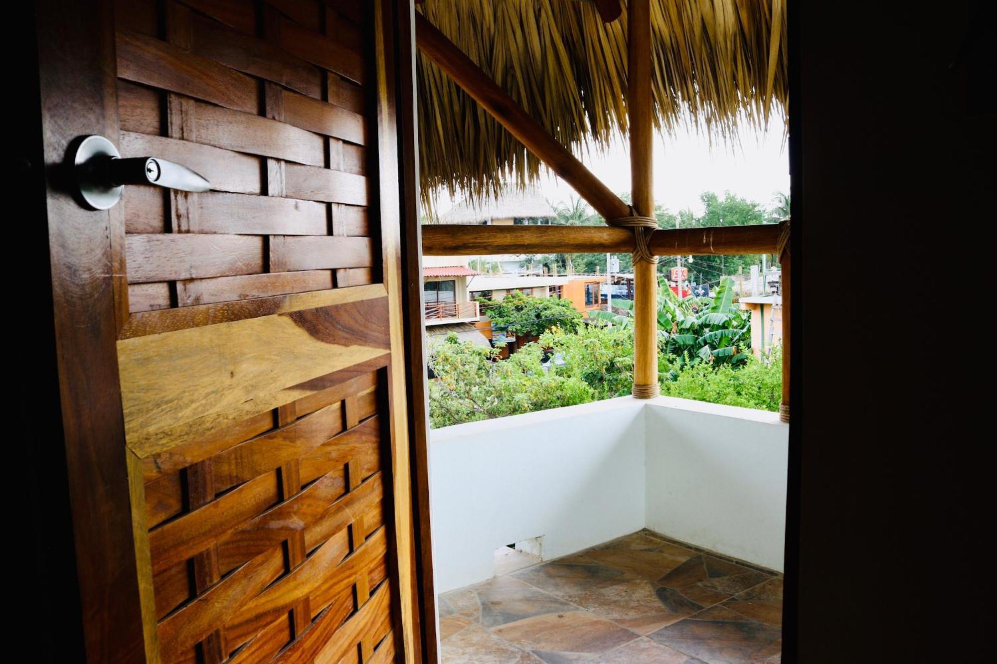 Hostel Experiencia Surf Camp Brisas de Zicatela Zewnętrze zdjęcie